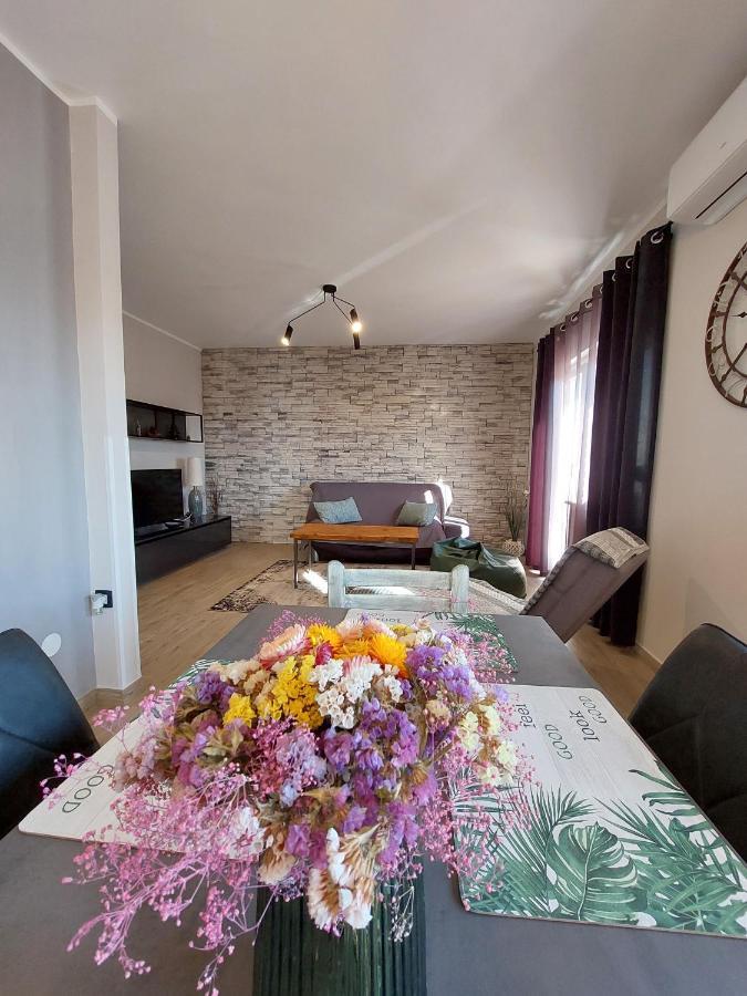 Family Apartment Cathy Galižana エクステリア 写真