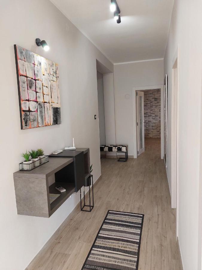 Family Apartment Cathy Galižana エクステリア 写真