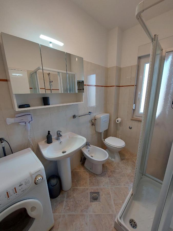 Family Apartment Cathy Galižana エクステリア 写真