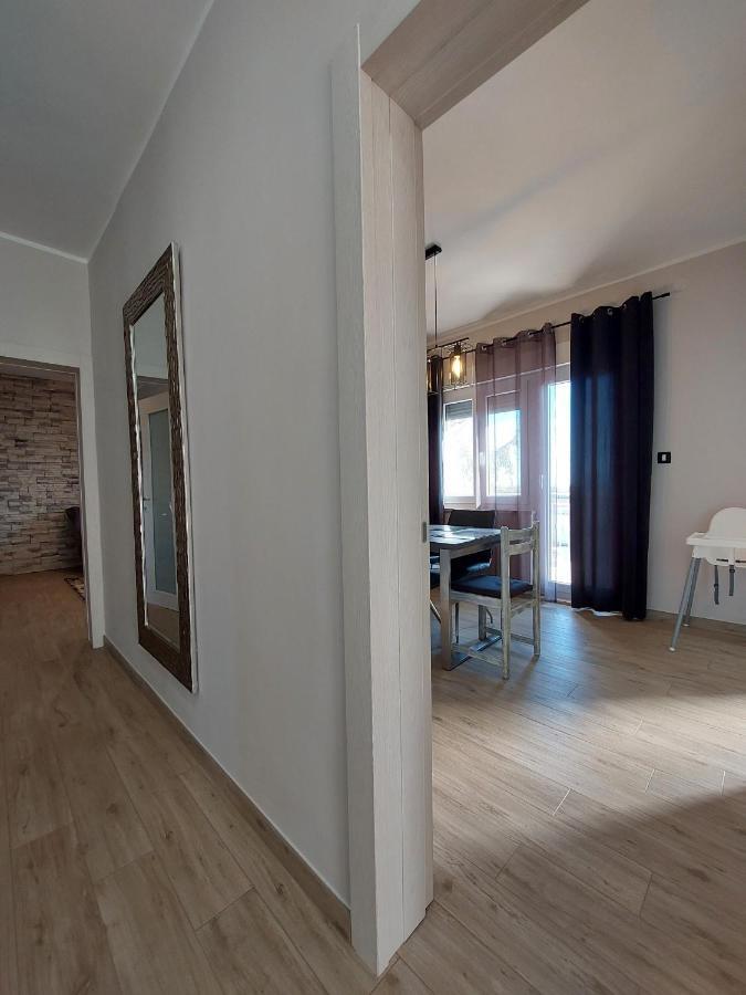 Family Apartment Cathy Galižana エクステリア 写真