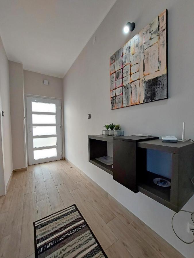 Family Apartment Cathy Galižana エクステリア 写真