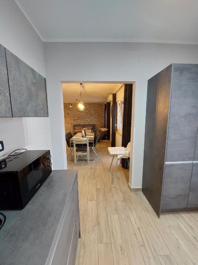 Family Apartment Cathy Galižana エクステリア 写真