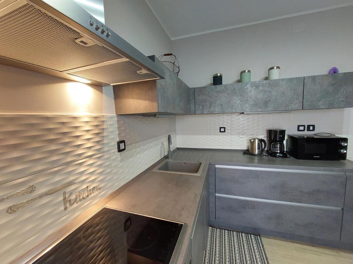 Family Apartment Cathy Galižana エクステリア 写真