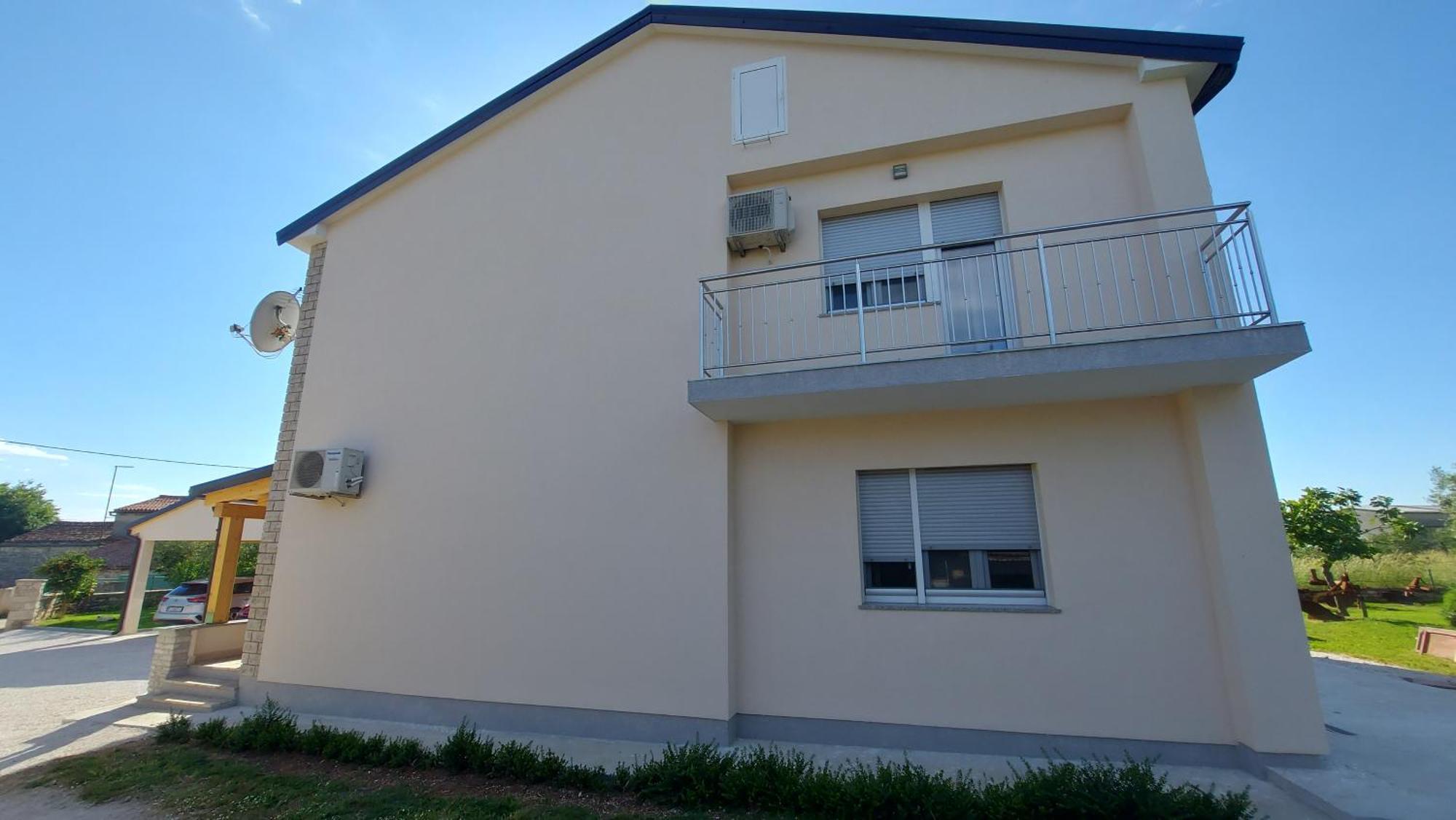 Family Apartment Cathy Galižana エクステリア 写真